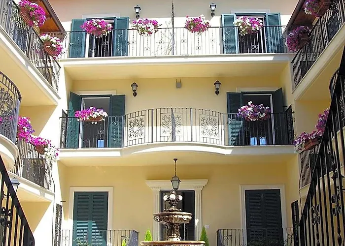Aurelia Vatican Aparthotel 4*